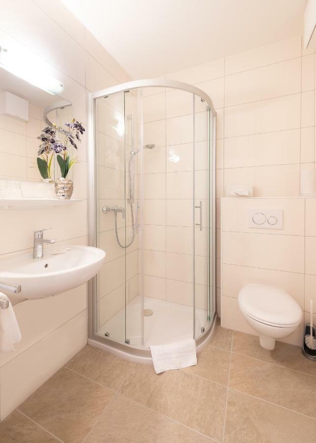 סנט קנזיאן Strandhotel Orchidee מראה חיצוני תמונה